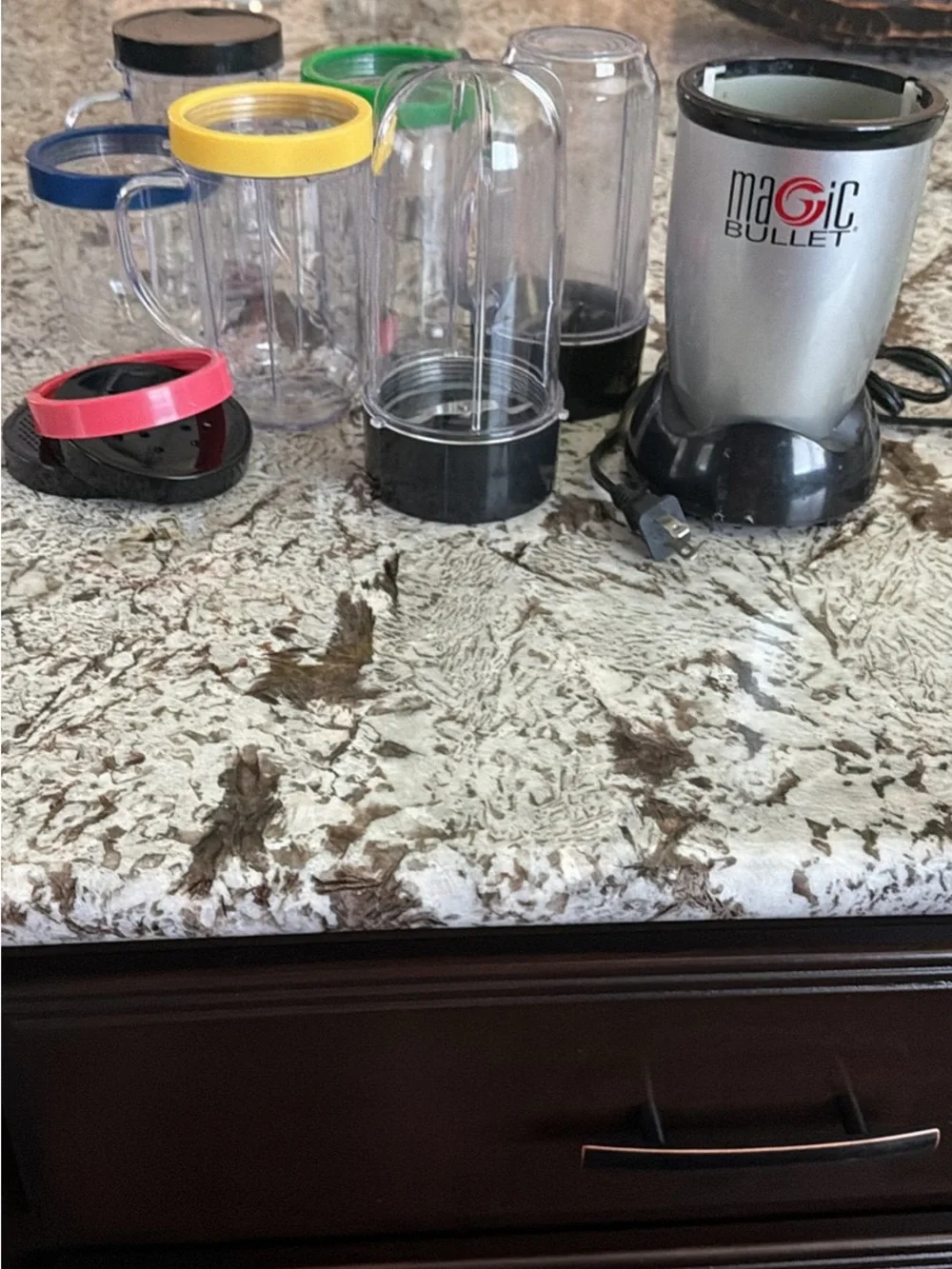 Compact Blender Base with Colorful Cups - Silver